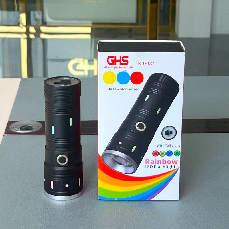 Новый фонарик S-9031