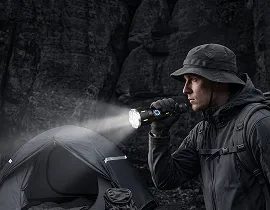 New S-P900 flashlight